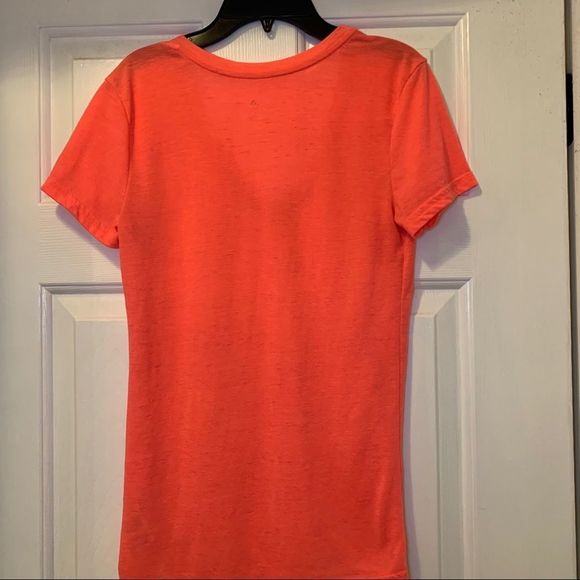 🛍 Adidas Womens V-Neck Athletic Top - Size XS - Picture 5 of 6